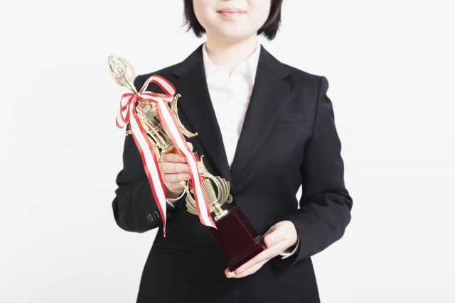 【名古屋・イベント制作】社内表彰式の効果と配信する際のコツとは？